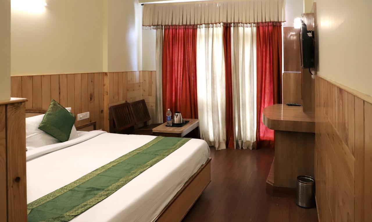 קטרה Oyo 22075 Hotel Bali Palace מראה חיצוני תמונה