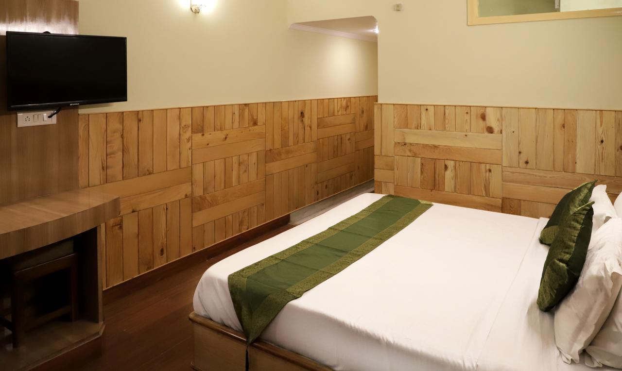 קטרה Oyo 22075 Hotel Bali Palace מראה חיצוני תמונה