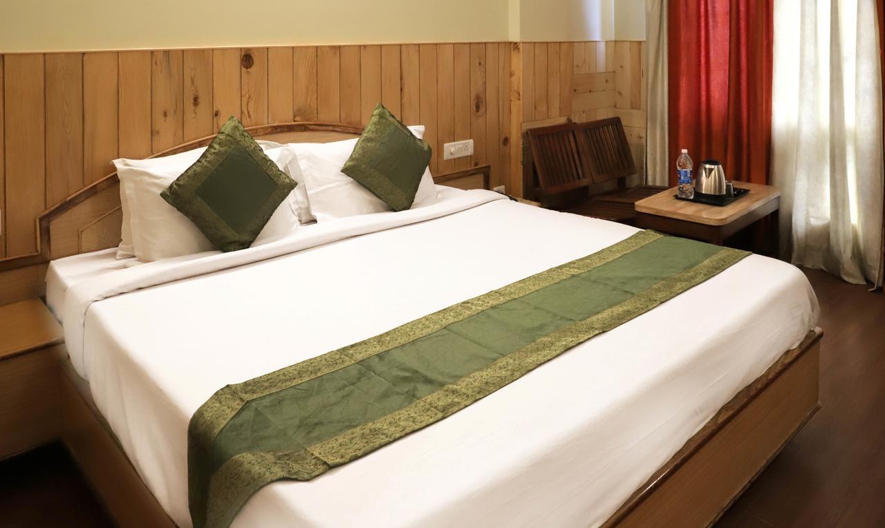 קטרה Oyo 22075 Hotel Bali Palace מראה חיצוני תמונה