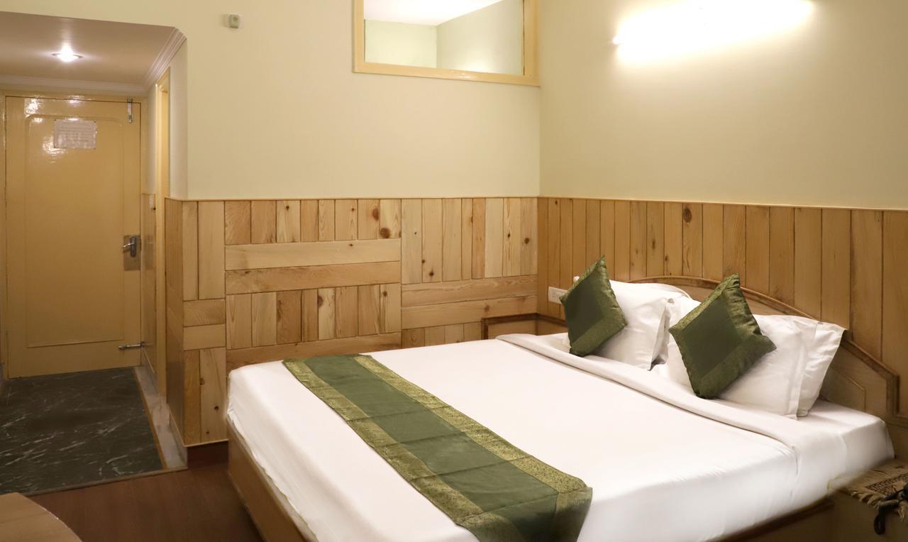 קטרה Oyo 22075 Hotel Bali Palace מראה חיצוני תמונה