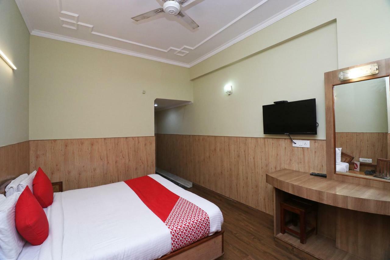 קטרה Oyo 22075 Hotel Bali Palace מראה חיצוני תמונה